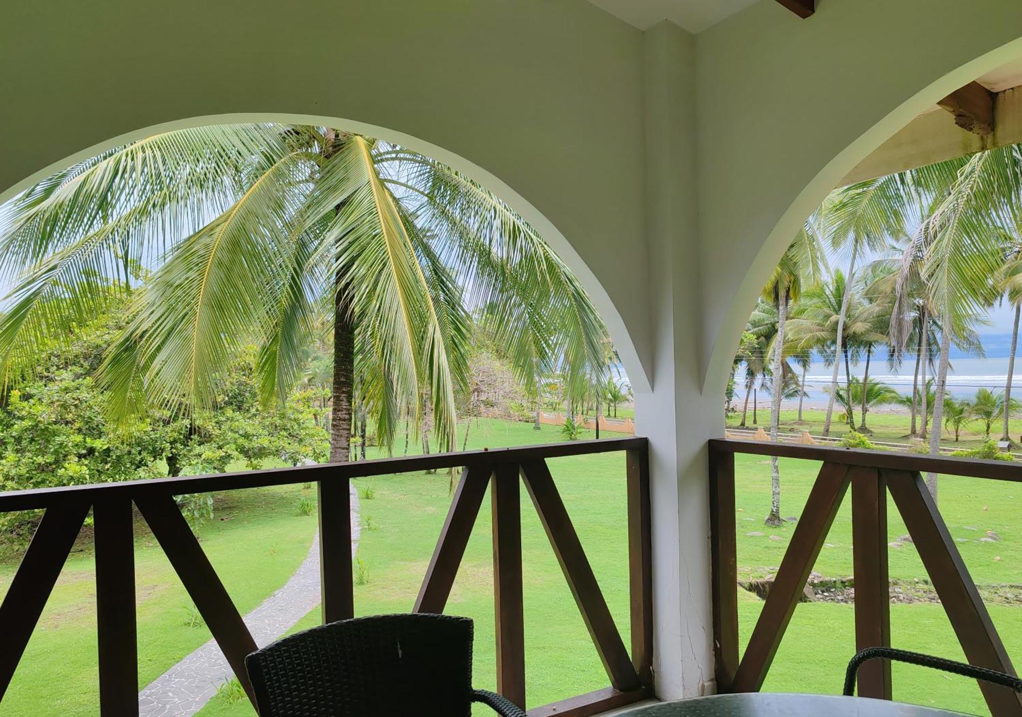 Marenaz Oceanfront Resort Esterillos Este Exterior photo